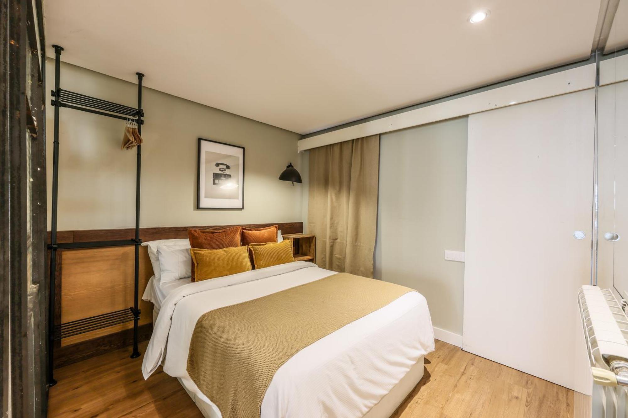 Ap Chueca Apartment มาดริด ภายนอก รูปภาพ